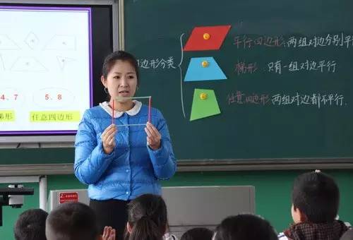 为什么优秀人才不愿意当老师，优秀老师总想逃离?