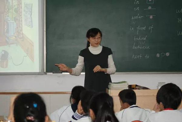 为什么优秀人才不愿意当老师，优秀老师总想逃离?