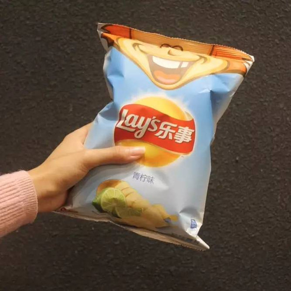 吃遍4国14种口味378片薯片,为你测评!