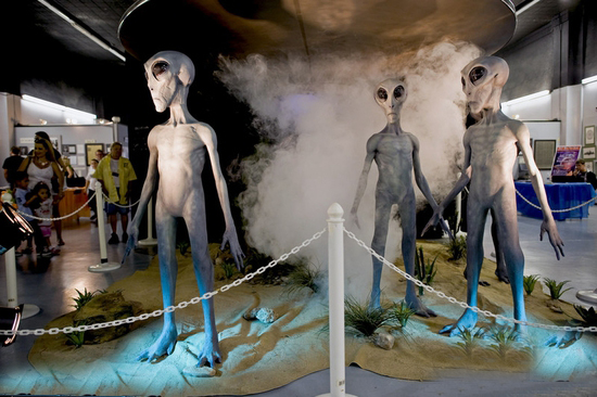 探秘美国ufo博物馆 揭开外星人的面纱