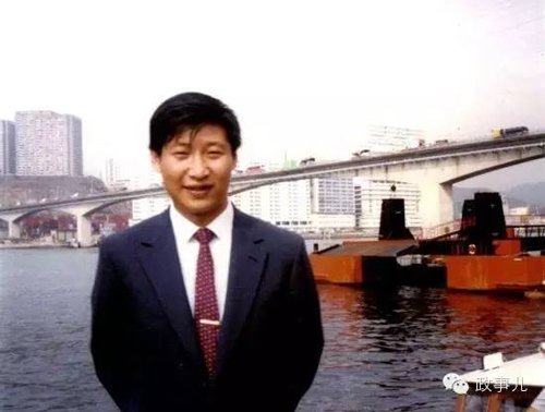 2016年1月18日,是学习时报选载的第一篇文章,题为《有极高才智有坚定信念的人》。