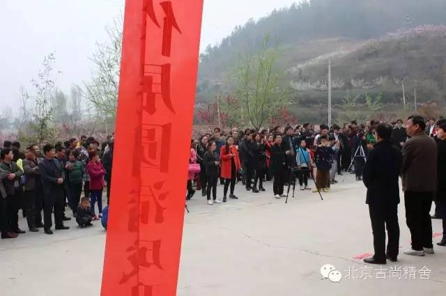 桃李芬芳,翰墨飘香。下面小编再为大家放送一些展览花絮吧