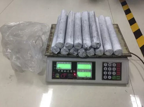 温州4名门外汉买烟花爆竹自制十公斤炸药
