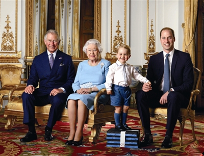4月21日,英国女王伊丽莎白二世欢庆90大寿.