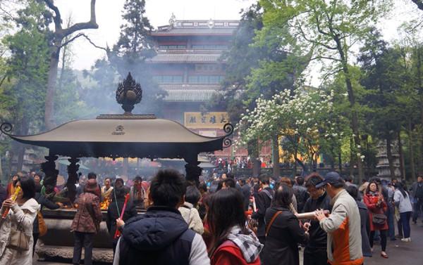 专访|灵隐寺方丈:竞争有益于宗教的健康发展
