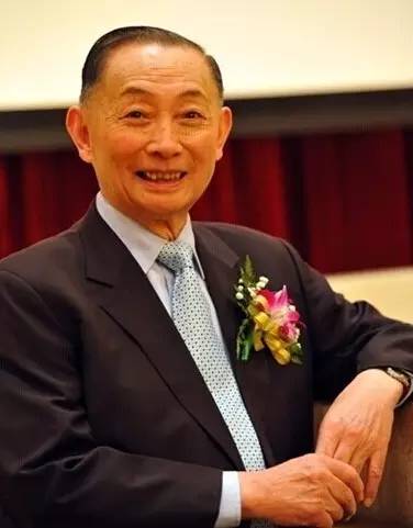 奖项取得者皆是从艺术、文明、音乐等范畴精挑细选的出色人士,他们情愿贡献本人的时刻、才干和激情亲切,为改进全世界数十亿公民的生计而支出致力。赞成人性为本,泛爱为怀,贡献为荣的战争理念。而这恰是京剧巨匠梅葆玖不为人知的另外一壁。