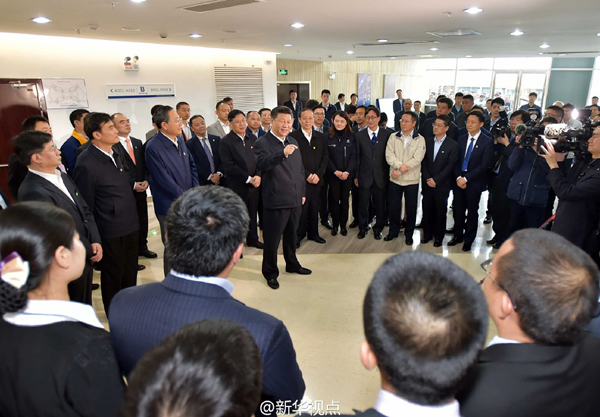 习近平考察中科大:要在开放中推进自主创新