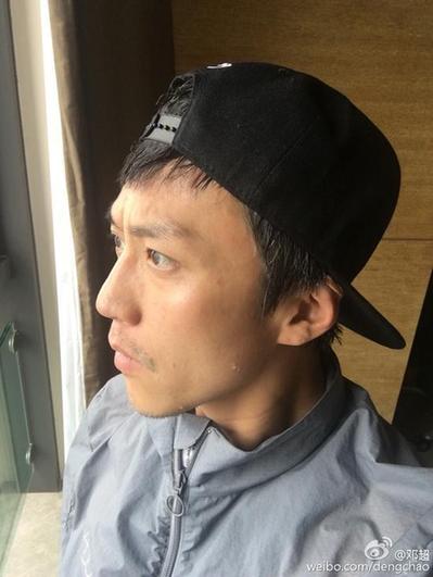邓超瘦了