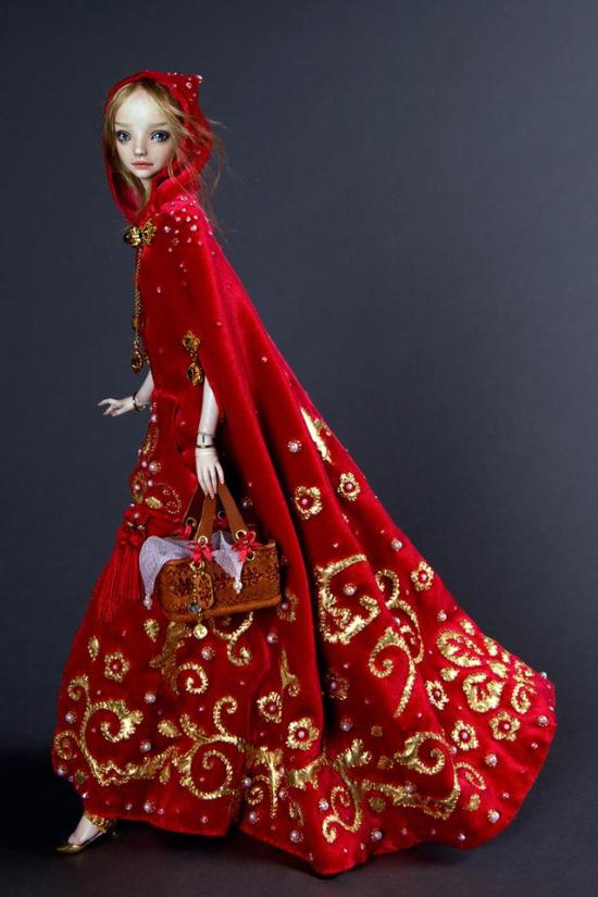 美到让人窒息的俄罗斯瓷娃娃,材料甚至用上了施华洛世
