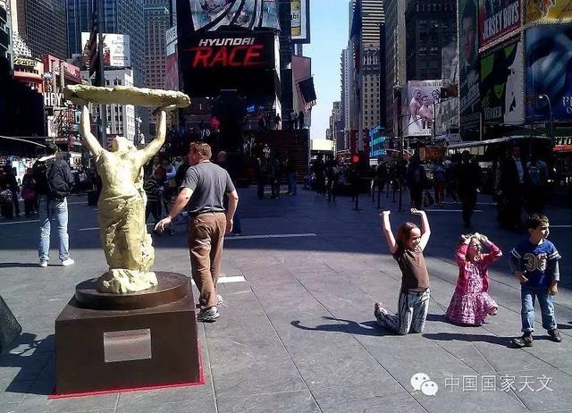 太空中有了颗“袁熙坤星”(转自《今日头条》)