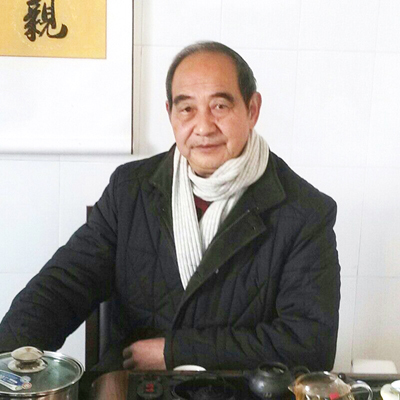 现为中国书画院院士,中国档案学会会员,云南省档案鉴定委员会副主任