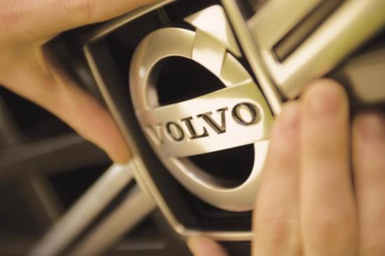 沃尔沃汽车公司建成已有89年，是著名的瑞典汽车品牌。2010年，中国浙江吉利控股集团从福特汽车集团收购了沃尔沃汽车。沃尔沃汽车表示，5月9日公司将进行巡回推介，寻找潜在投资者。