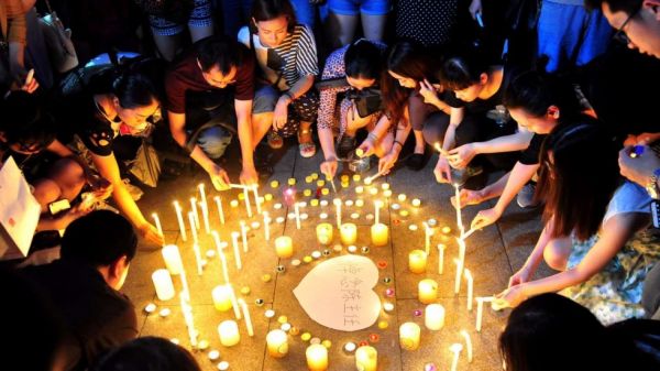 港媒评广州牙医被砍死:水平多种致医患提高紧v牙医的关系因素随着a牙医初中生图片