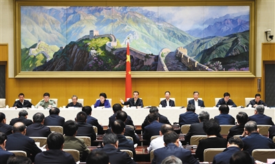 李克强:简政放权今年再完成三个削减昨日,国