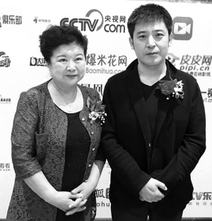 李静:忙时拍戏会友闲时种地(图),二人转李静个人资料