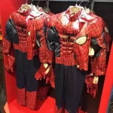 男童肌肉衫游戏服:498元/件。