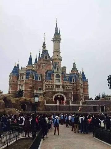 一定要记住,所有的演出都是提前十分钟停止入场哦!