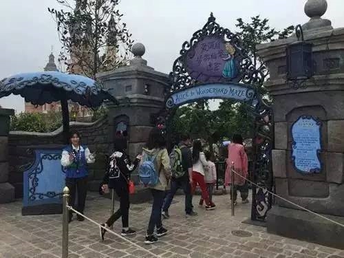 去一趟上海迪士尼 你得准备多少银子?
