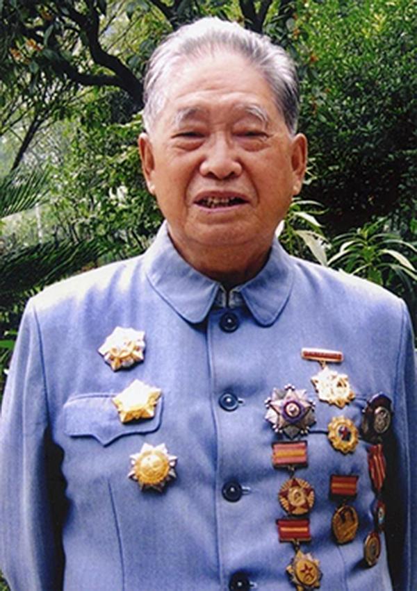 开国少将、原成都军区副司令员胡继成逝世