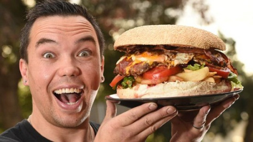 澳大利亚墨尔本挑战3公斤大汉堡活动为慈善
