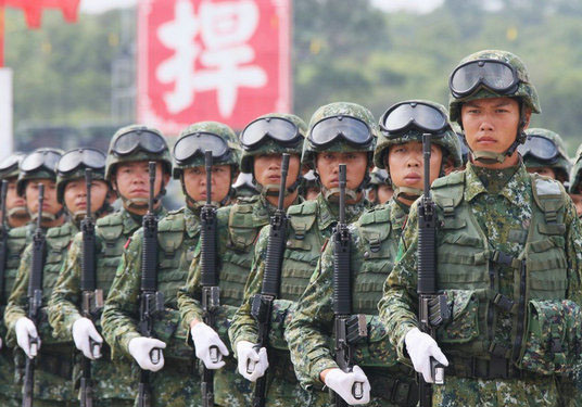 2015年7月4日，台湾举行“汉光31号”演习暨纪念抗战胜利70周年“国防”战力展示活动（资料图）