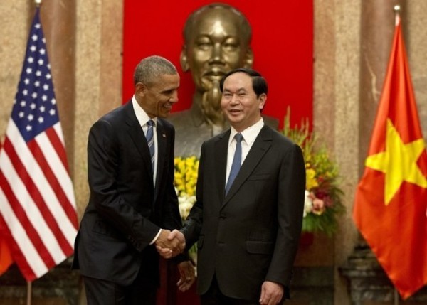 奥巴马:美国将全面解除对越南武器禁运-搜狐军