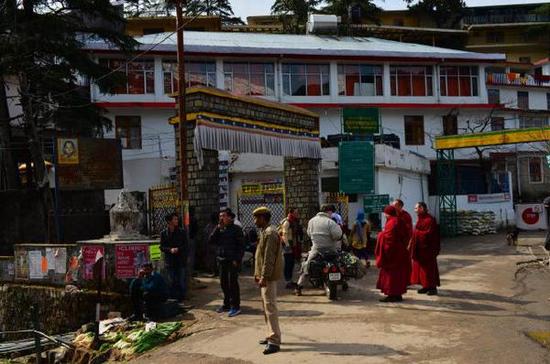 印度达兰萨拉经常发生当地人和藏人的冲突事件