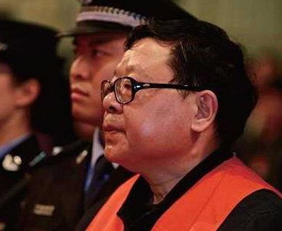 文强在2010年7月7日上午被执行死刑。