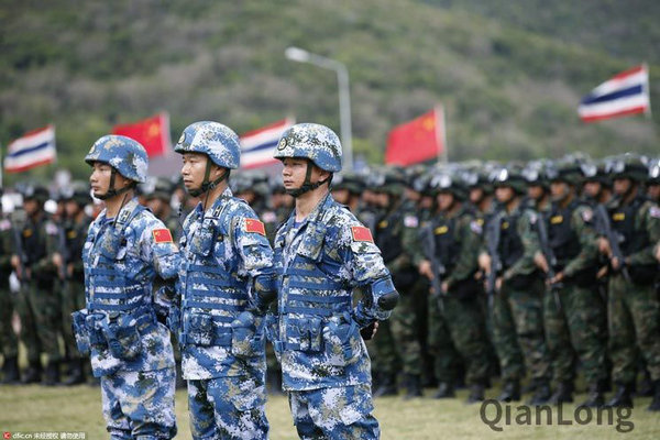 中国“两栖霸王花”海外首亮相 外方竖大拇指(图)