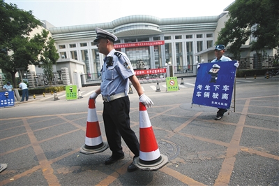 北京6万学生参加高考 部分路段限行