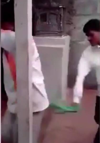 印度丈夫捉奸 吊打奸夫淫妇