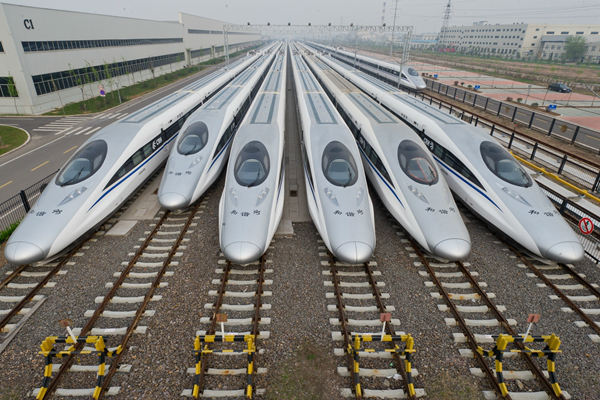 高铁创新继续:中国标准动车组将成为下一代主