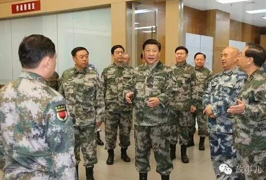 4月20日上午,习近平到军委联合作战指挥中心视察。