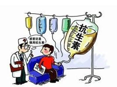 安徽医科大学第二附属医院儿科医生 程雁：我们抗生素绝对是要要求控制的，没有指征是不给用的，我们医院会定期查处方，查你的处方和你的诊断，如果上发现你的诊断，就单纯的一个上呼吸道感染，你如果抗生素用多会给警告的。