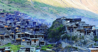 俄亚,是我向往已久的神秘山寨,它位于四川省凉山彝族自治州木里