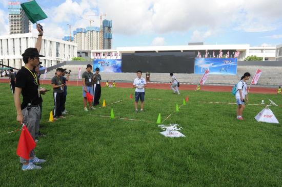 首届无人机趣味大赛在深圳博伦职校隆重举行