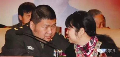 毛小青与毛新宇