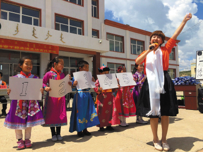 "鸿雁,北归还,带上我的思念"……在辽宁省凌源市刀尔登镇中心小学,在