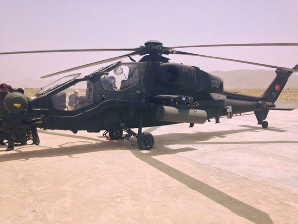 原文配圖：T129武直在巴基斯坦測試。