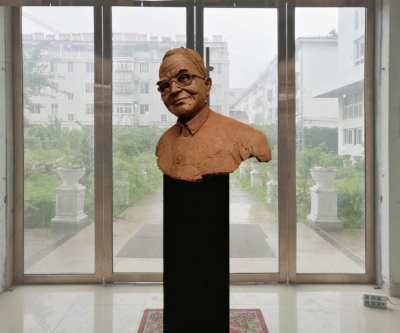 省百位文化名人雕塑展后天开幕 扬州人朱自清,汪曾祺