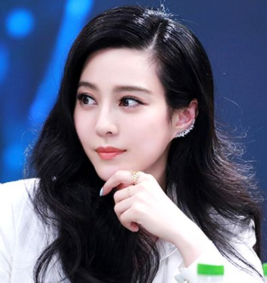 演技一塌糊涂被吐槽的当红女星范冰冰很多被吐槽演技差的女星都是年轻