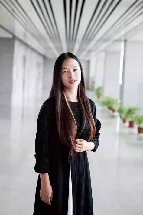 微像公司CEO张译文