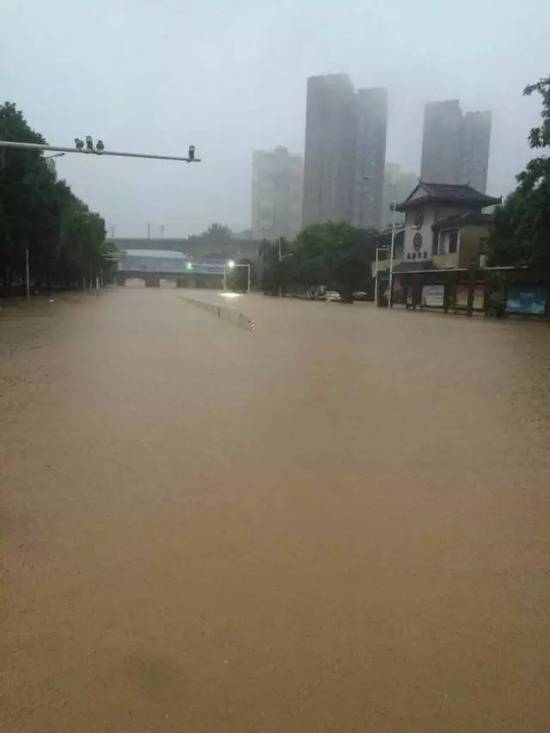 武汉暴雨