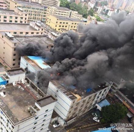 深圳一家电池厂爆炸致5人受伤 现场浓烟滚滚
