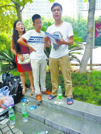 本报记者石伟