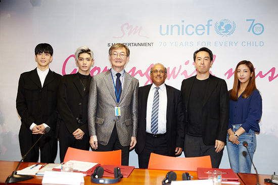 dae won,unicef越南事务所代表youssouf abdel-jeili, sm总社长金英敏