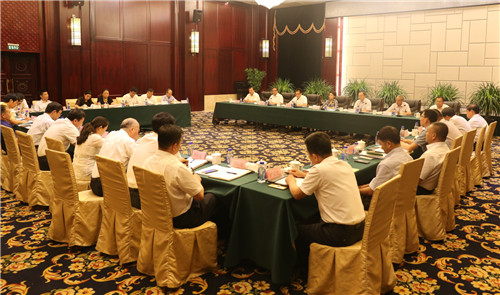全域旅游创建工作现场会暨全省旅游经济运行分析会现场