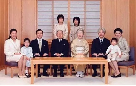 2009年,日本皇室全家福。