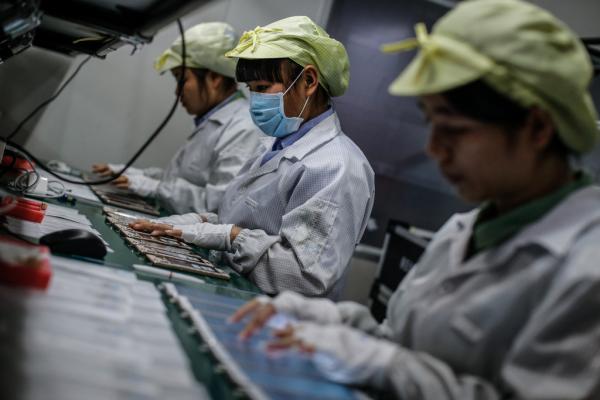 人民日报：发展服务业不等于产业空心化