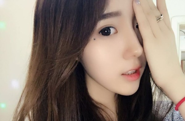 网络女主播热舞